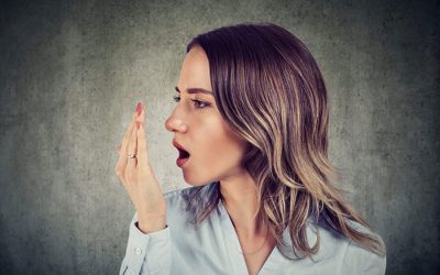 Halitosis: Causas y como tratarlo